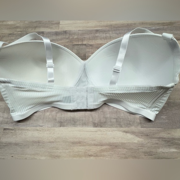 *NWOT* Pure Beauty by Rene Rofe 2 Pack Wireless Lightly Lined Bra Set Size 38DD - Picture 9 of 10